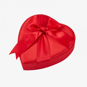 Red Heart Soft Textured Valentine Box
